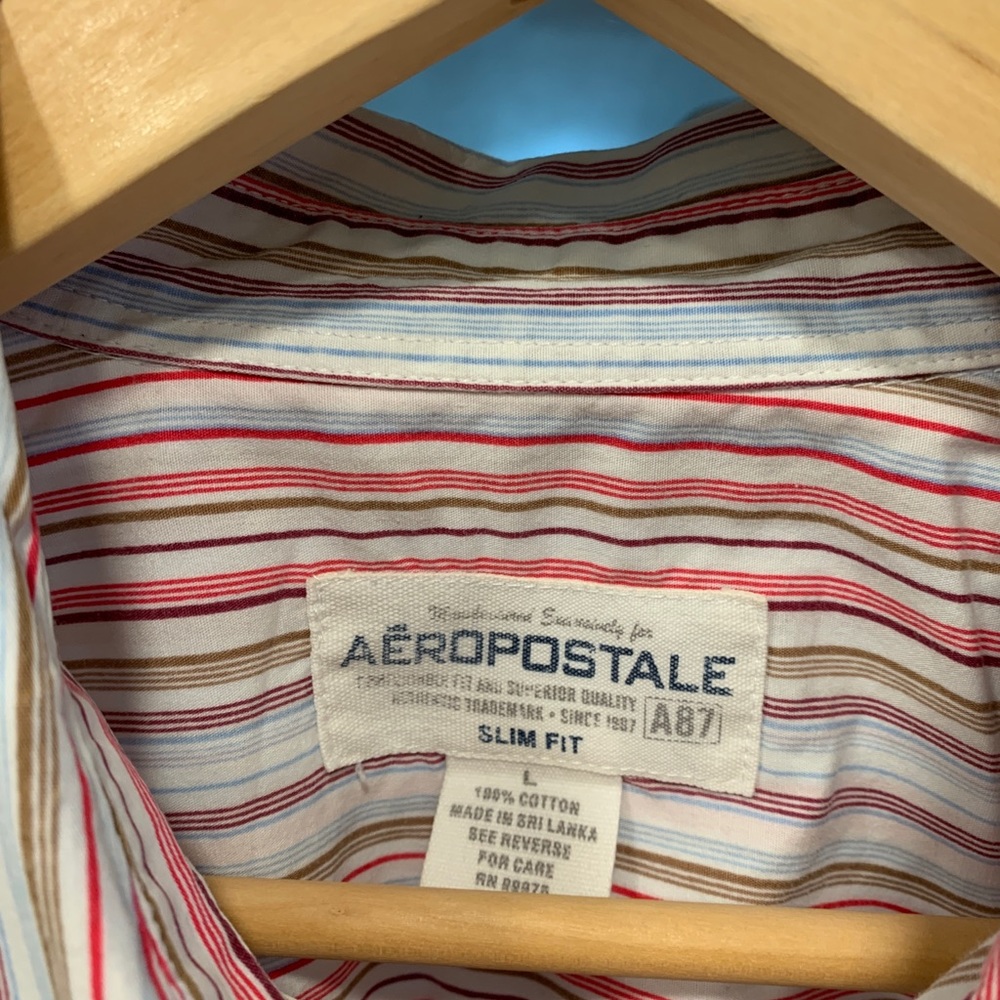 Men's Striped Slim Fit Button Down - Picture 2 of 3